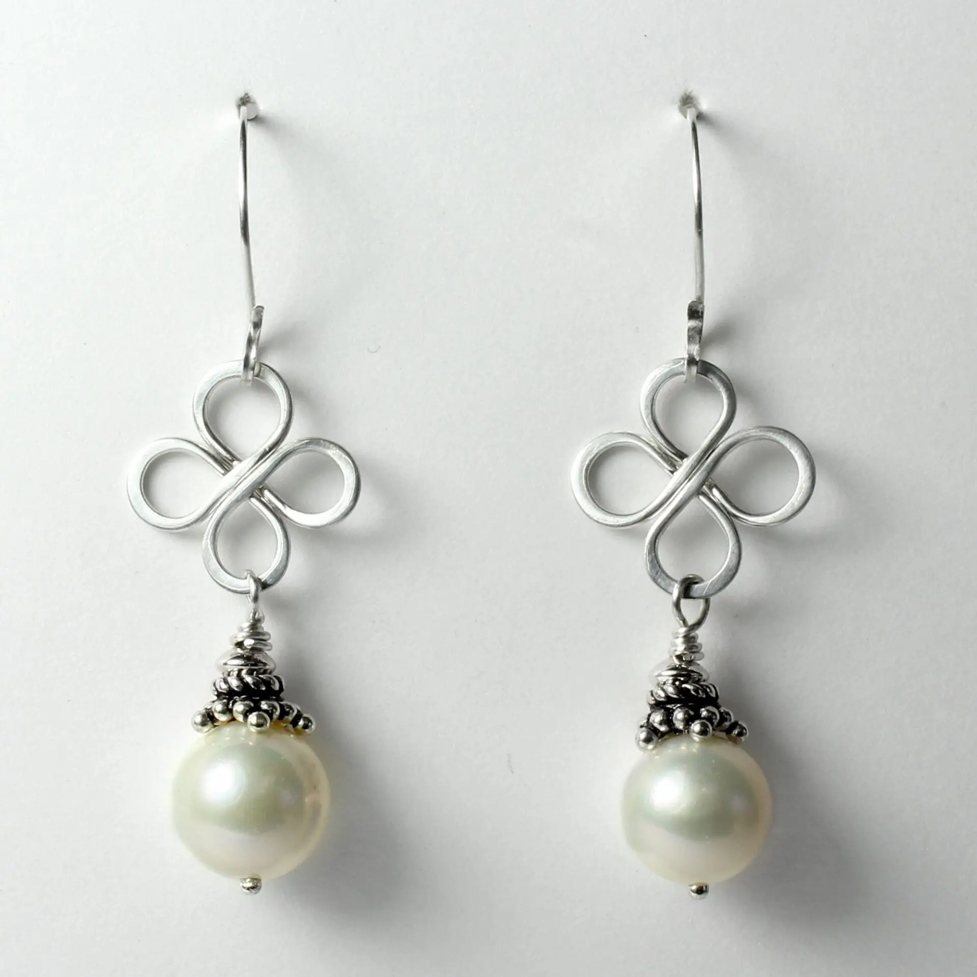Natural Cultured Freshwater Pearl Flower Earrings